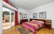 9021 11a Bedroom master 9021 11a Bedroom master